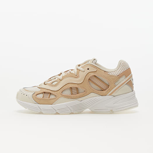 Adidas originals ozweego hot sale beige queen