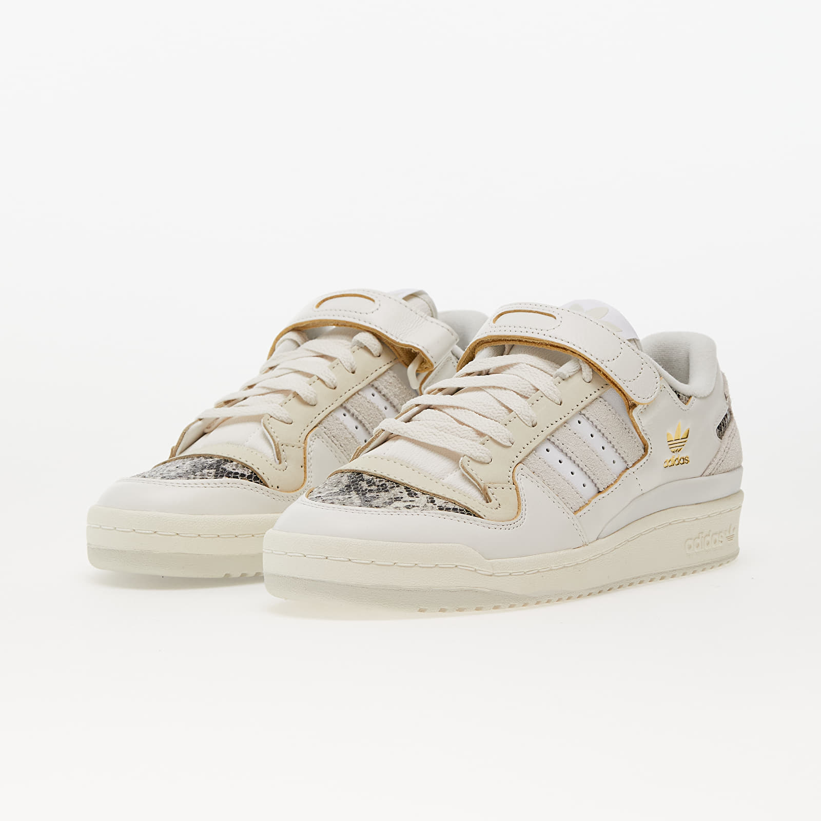 Men's sneakers and shoes adidas Originals Forum 84 Low Cloud