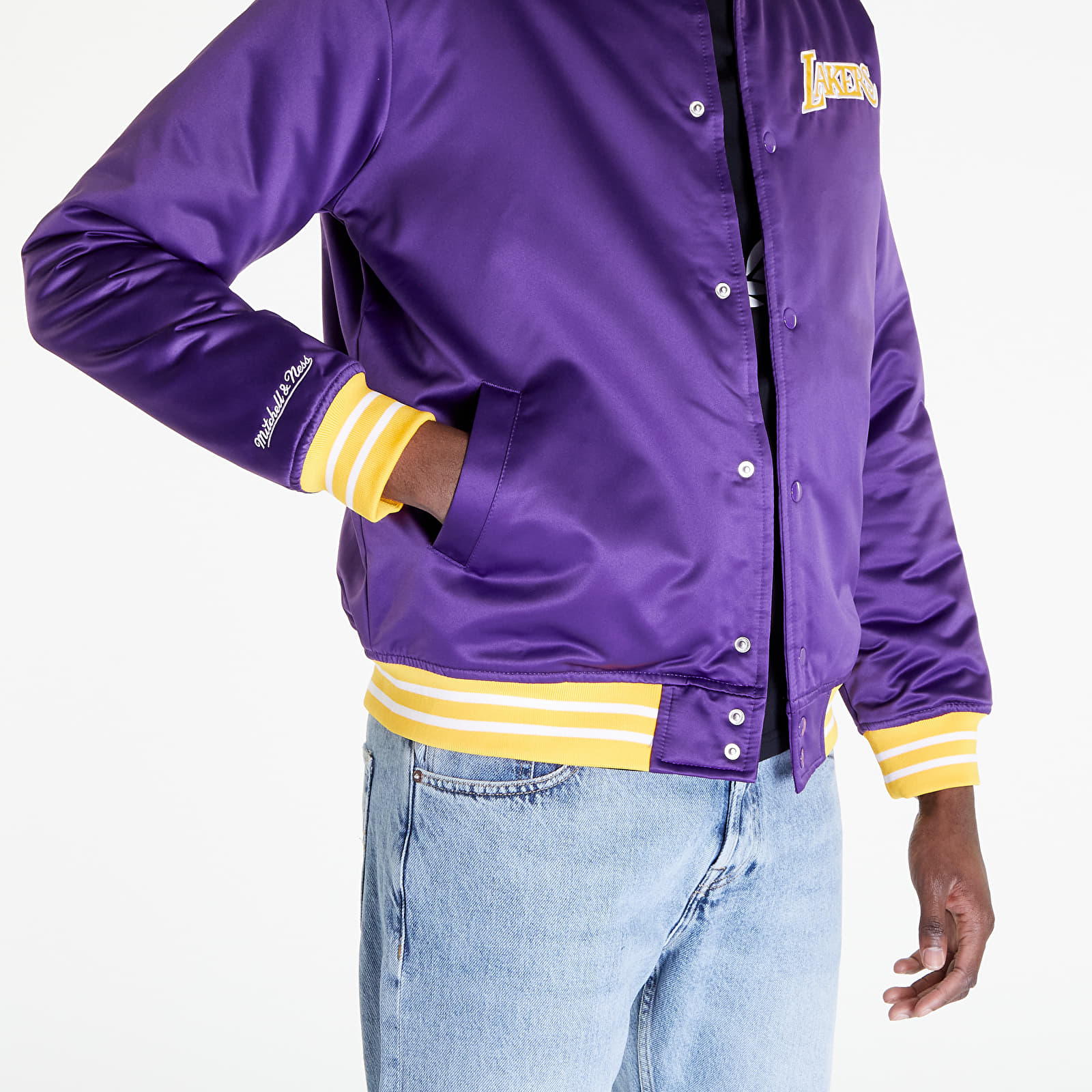 Jachete Mitchell & Ness Heavyweight Satin Los Angeles Lakers Jacket Purple