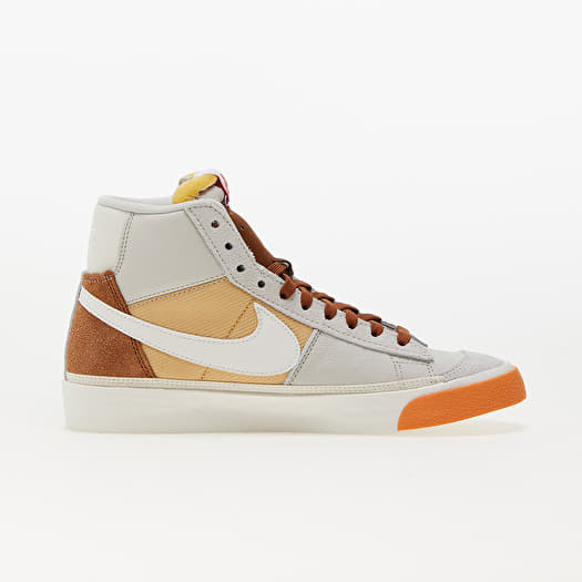 Scarpe e scarpe da ginnastica da uomo Nike Blazer Mid Pro Club Light Bone Sail Sesame Pecan Queens