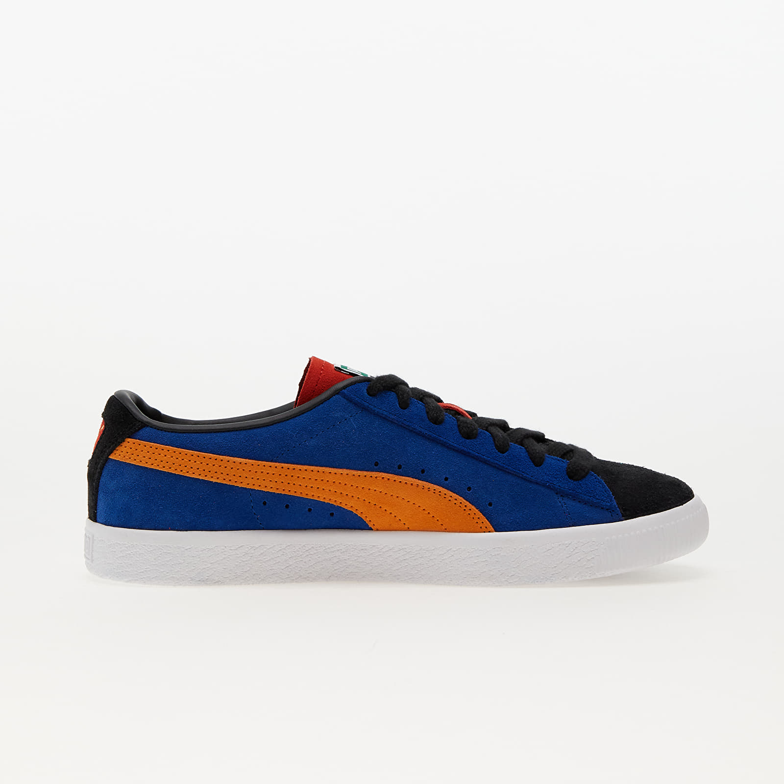 Men s sneakers and shoes Puma Suede VTG Teams Black Burnt Red Blazing Blue Queens