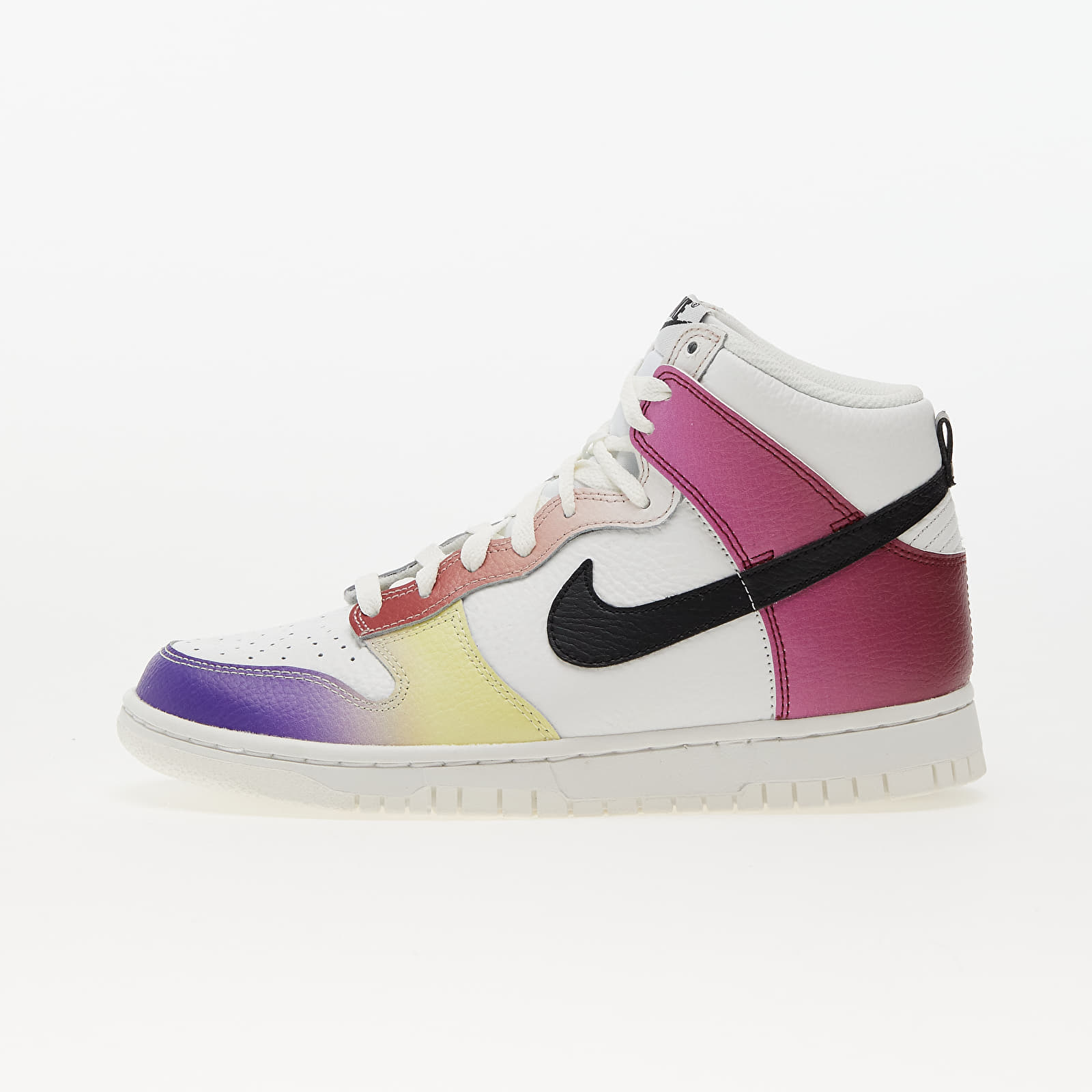 Women s sneakers and shoes Nike Wmns Dunk High Summit White Black Team Red Gym Red Queens
