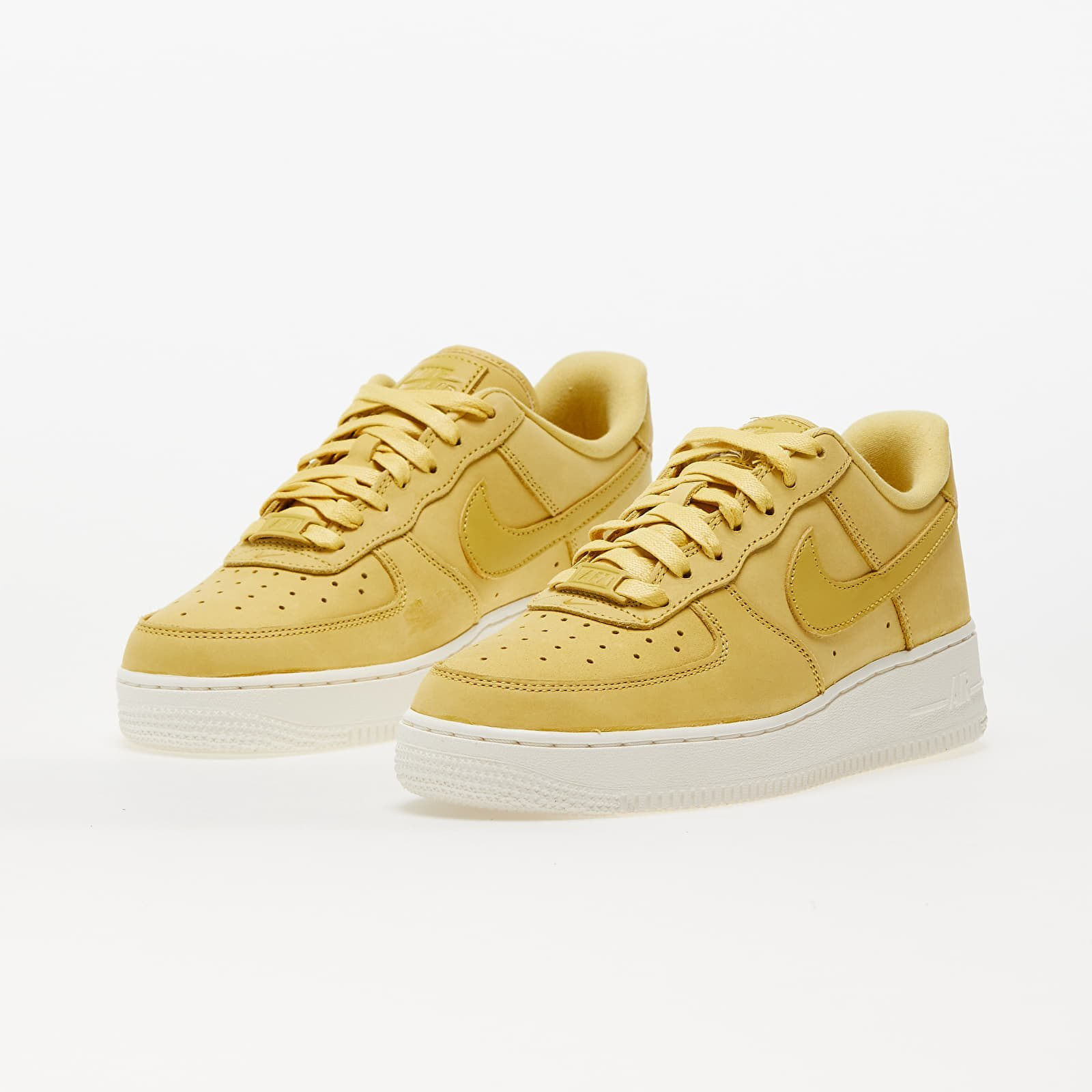 Dámské tenisky a boty Nike W Air Force 1 Premium Saturn Gold/ Sail