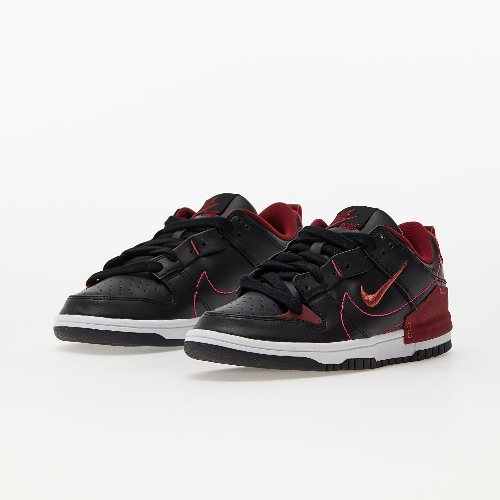 Women's sneakers and shoes Nike W Dunk Low Disrupt 2 Black/ Canyon Rust-Team Red-Hyper Pink