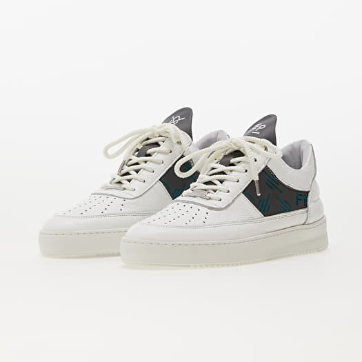 Pieces sneakers online