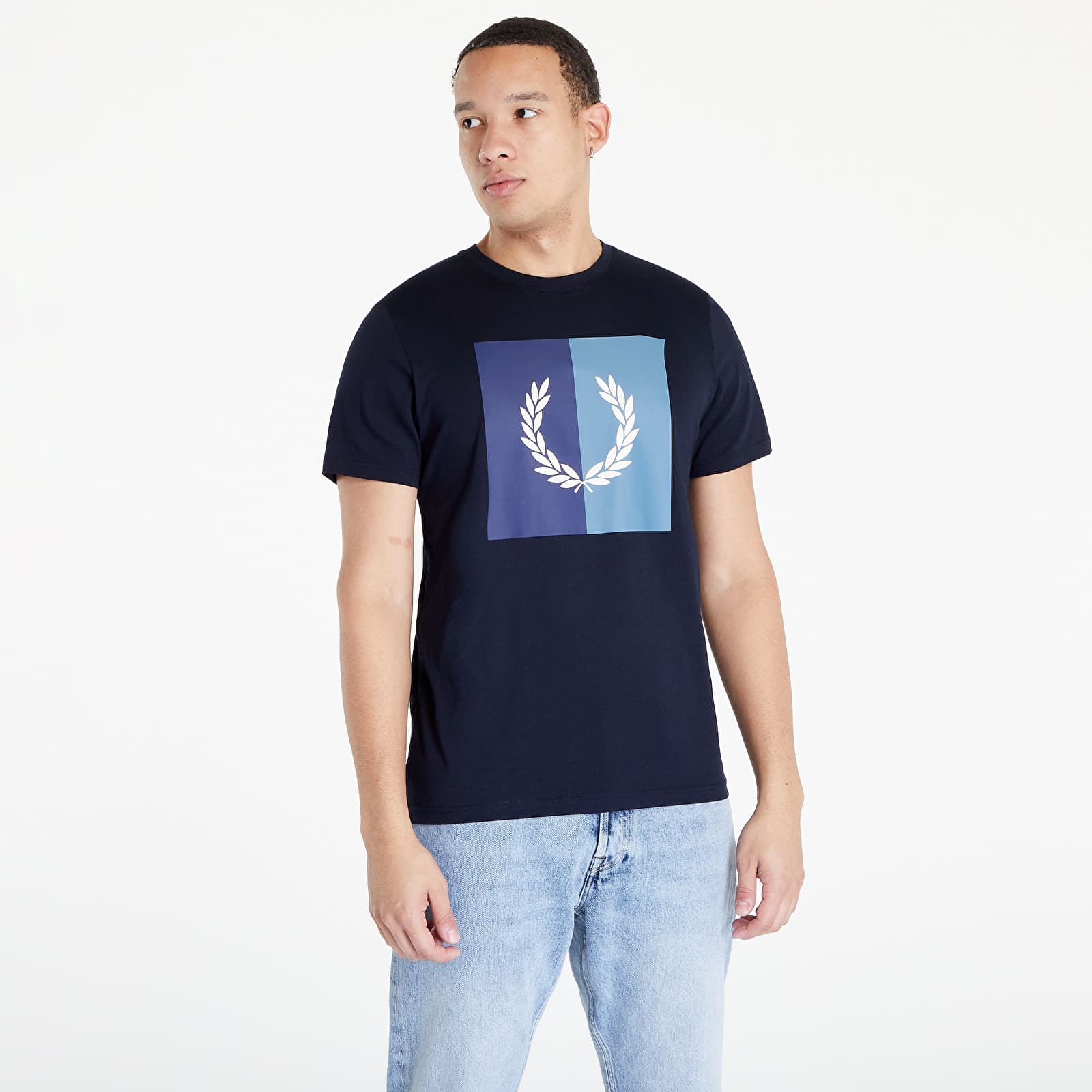 T-shirts FRED PERRY Laurel Wreath Graphic T-Shirt Navy