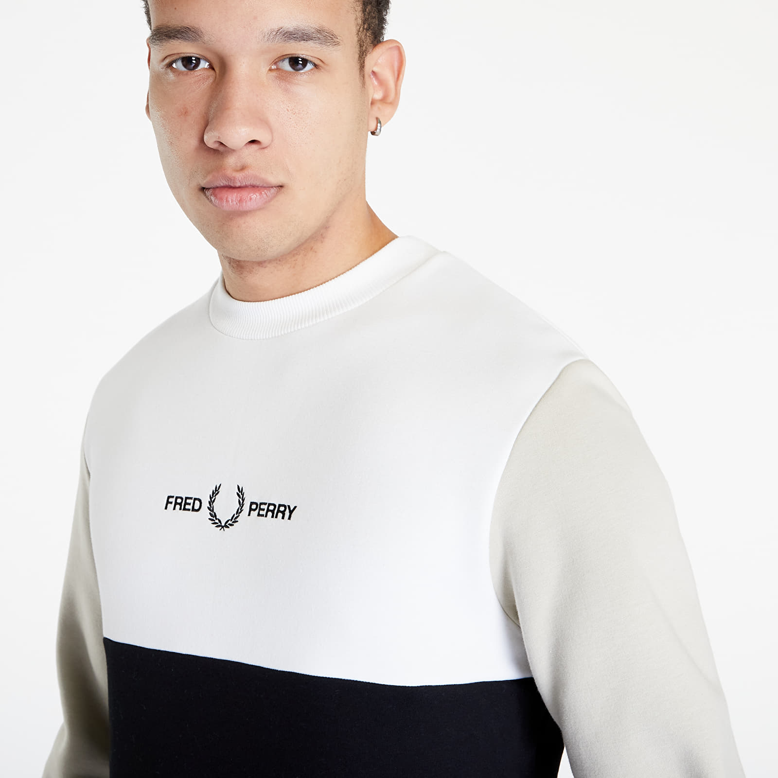 Bluzy FRED PERRY Colour Block Sweatshirt Light Oyster