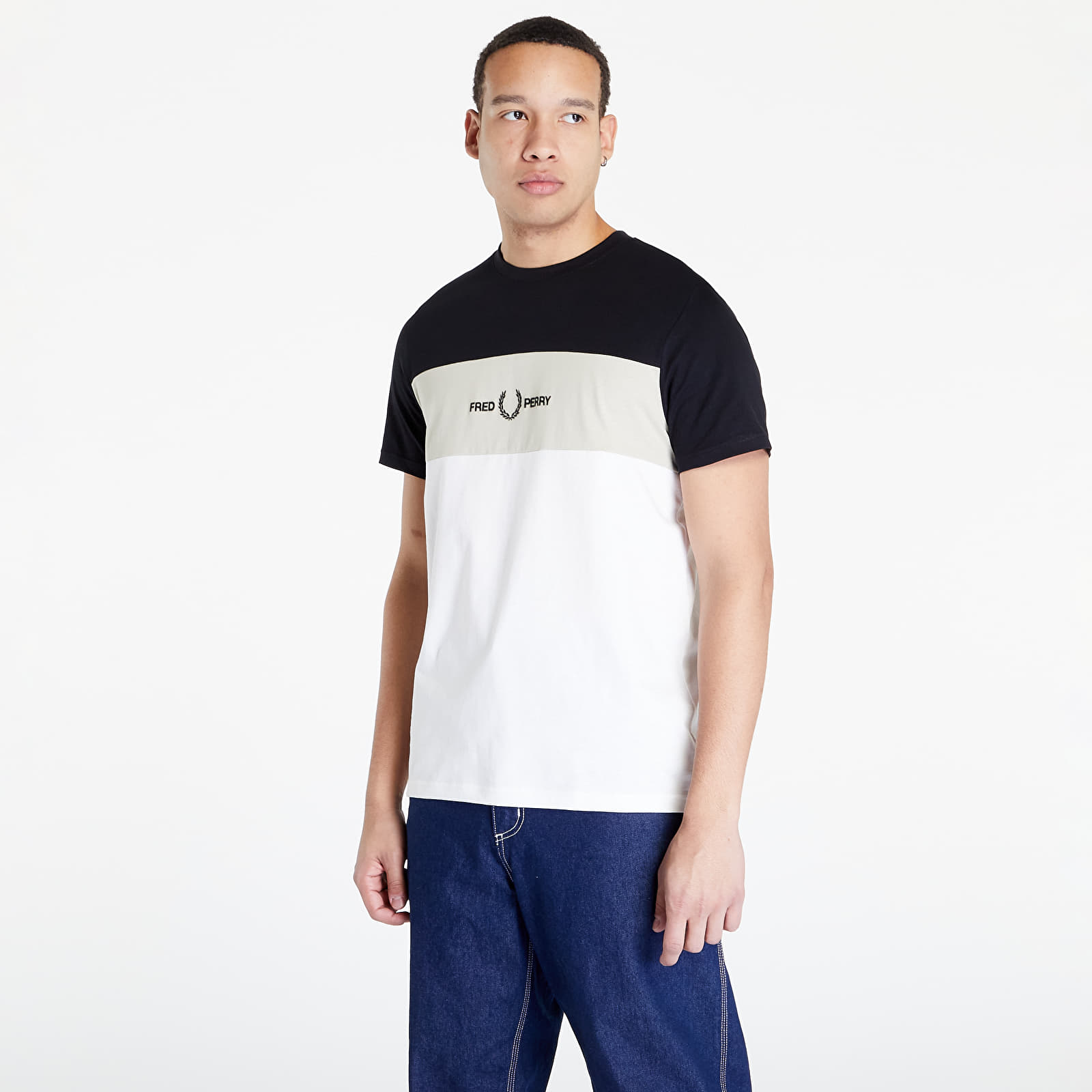 Tricouri FRED PERRY Embroidered Panel T-Shirt Snow White