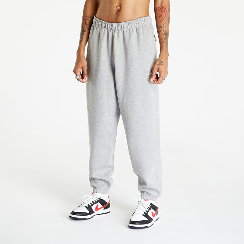 Jogginghosen Nike Solo Swoosh Men's Fleece Pants Grey