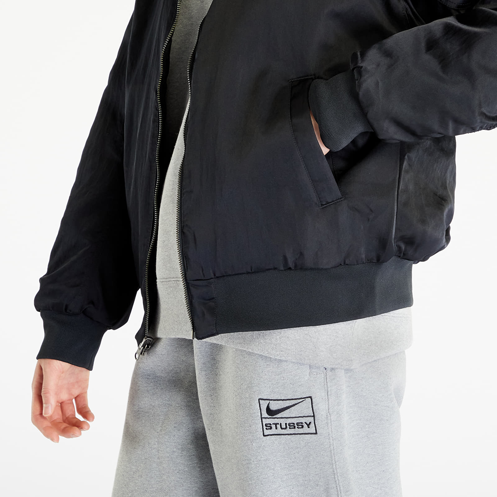 Black and white nike bomber jacket 2025
