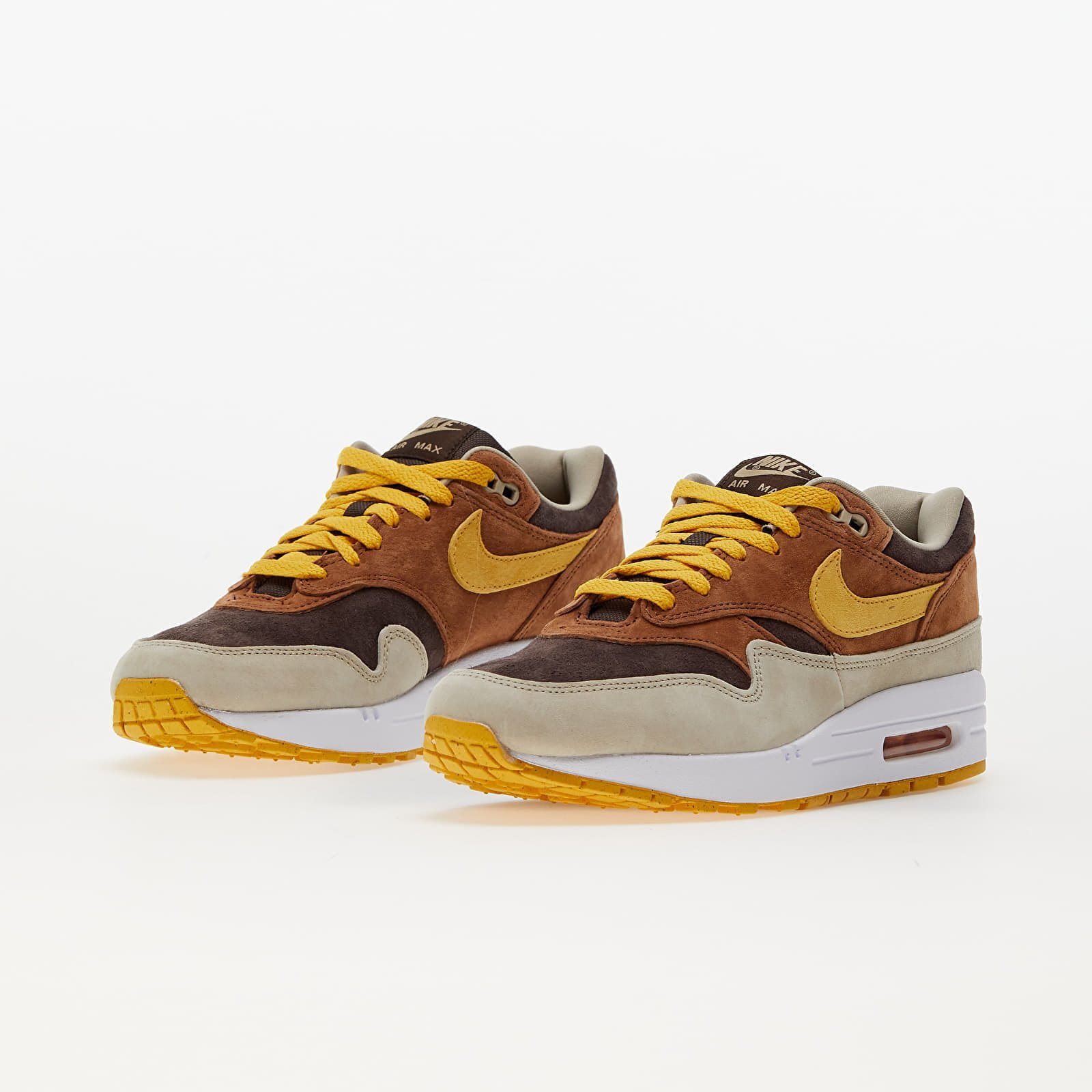 Turnschuhe und Schuhe fur Manner Nike Air Max 1 Premium Pecan Yellow Ochre Baroque Brown Queens