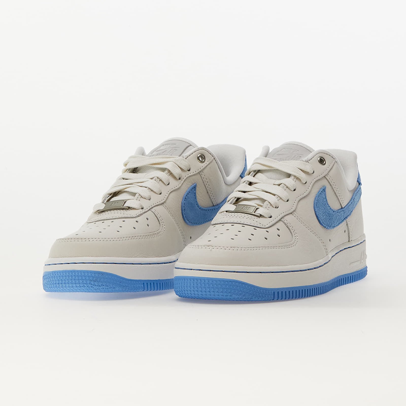 Dámske tenisky a obuv Nike W Air Force 1 Lxx Summit White/ University Blue