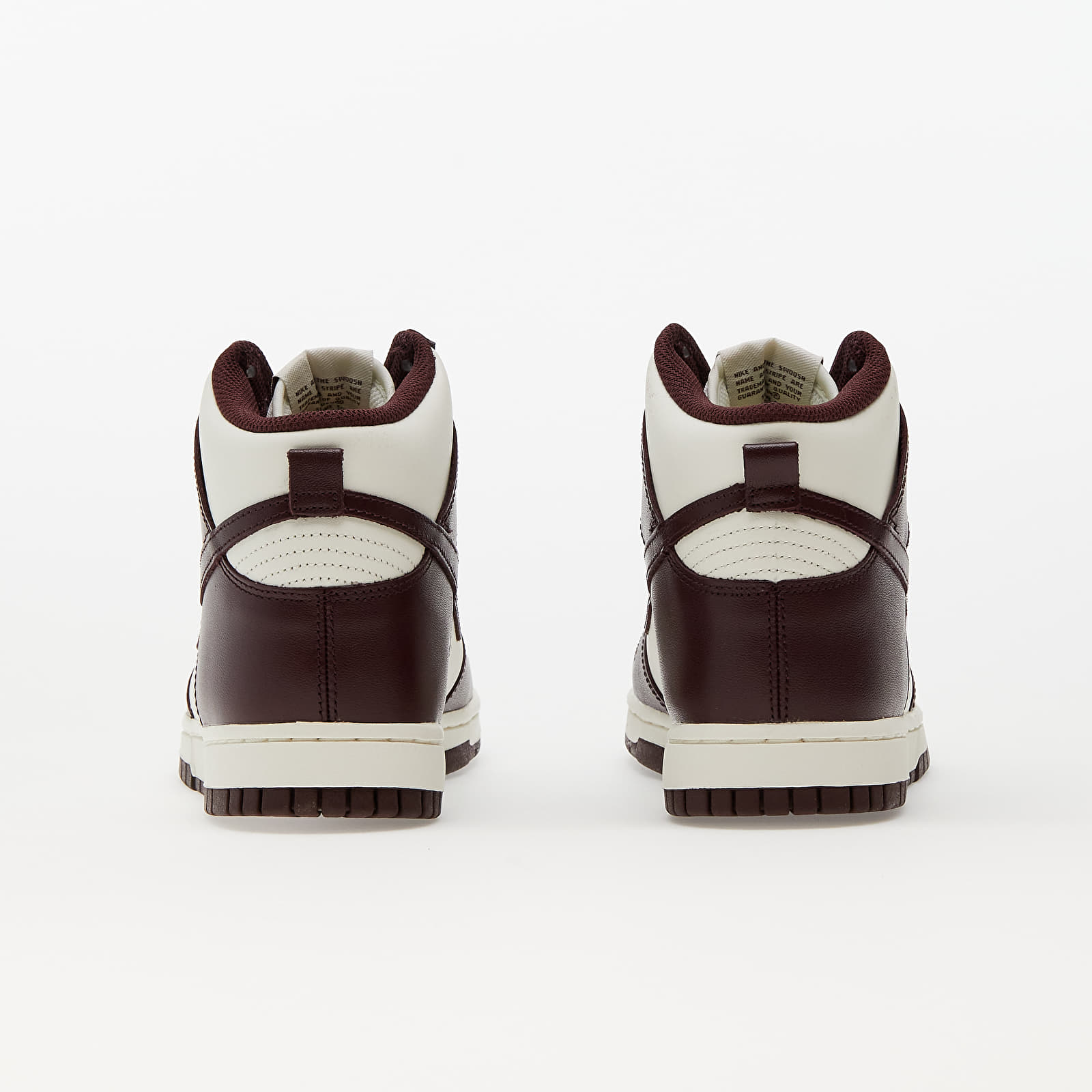 Chaussures et baskets femme Nike W Dunk High Burgundy Crush/ Burgundy Crush-Sail