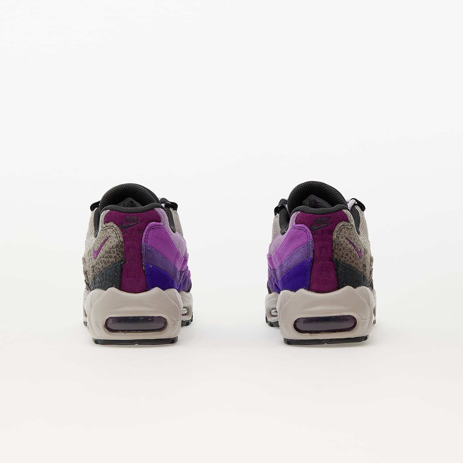 Sneakers und Schuhe fur Frauen Nike W Air Max 95 Anthracite Viotech Ironstone Queens