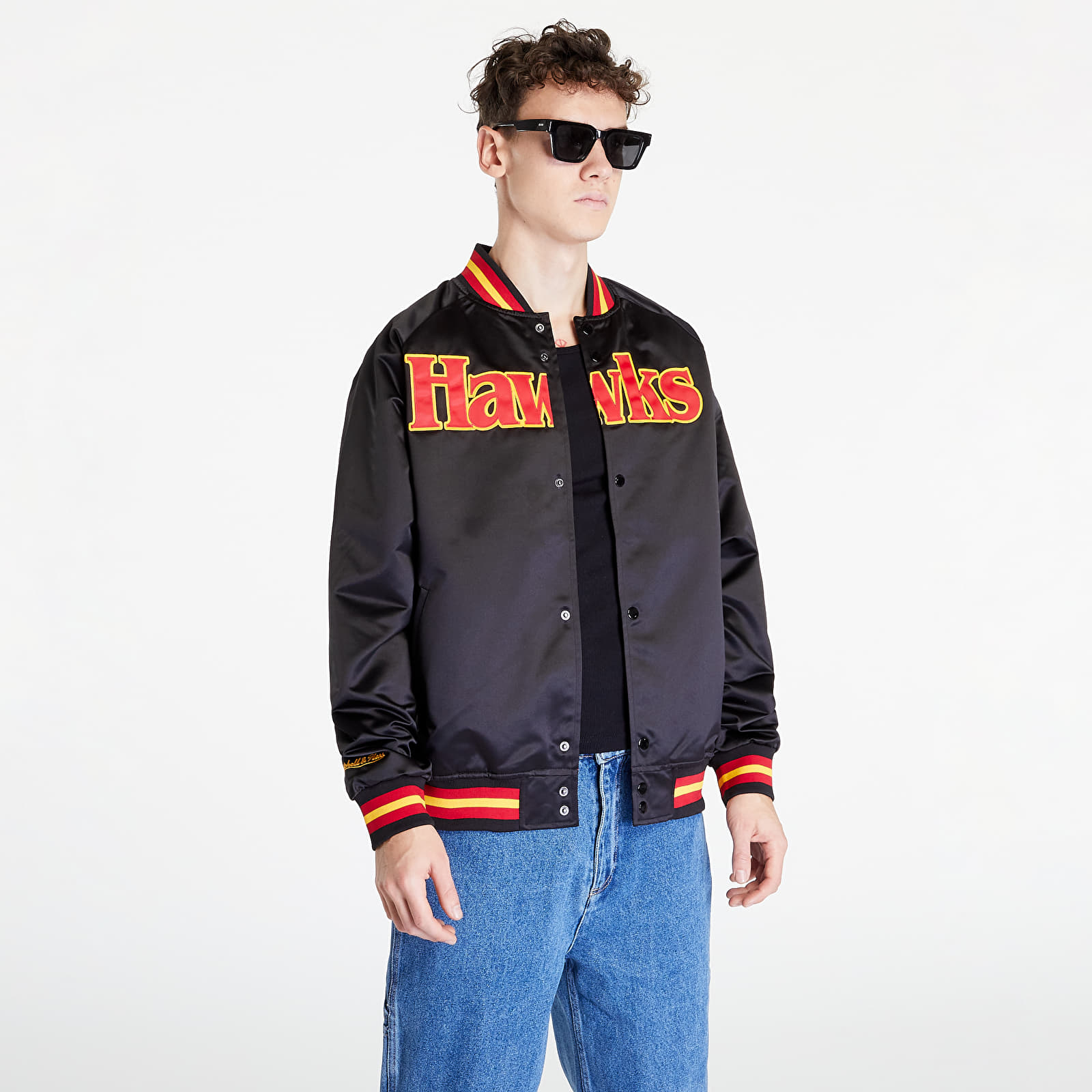 Atlanta hawks mitchell shop and ness jacket