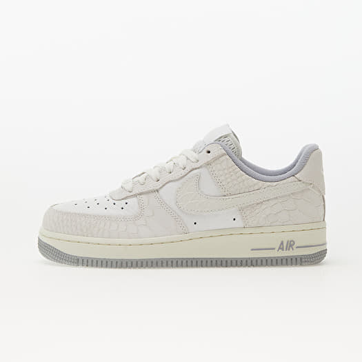 Nike air force 1 07 premium womens 2025