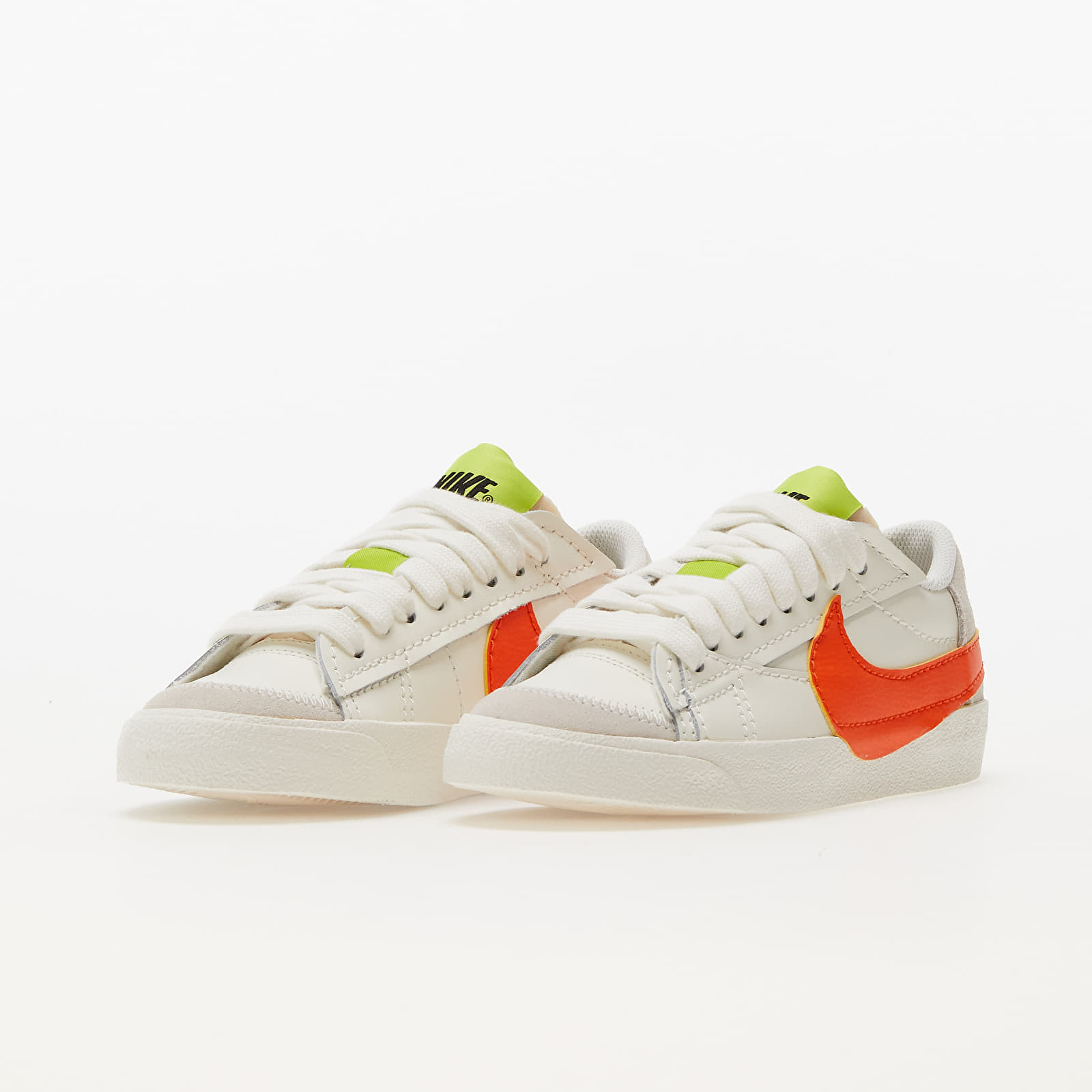 Zapatillas mujer Nike W Blazer Low '77 Jumbo Sail/ Rush Orange-Barley-Atomic Green