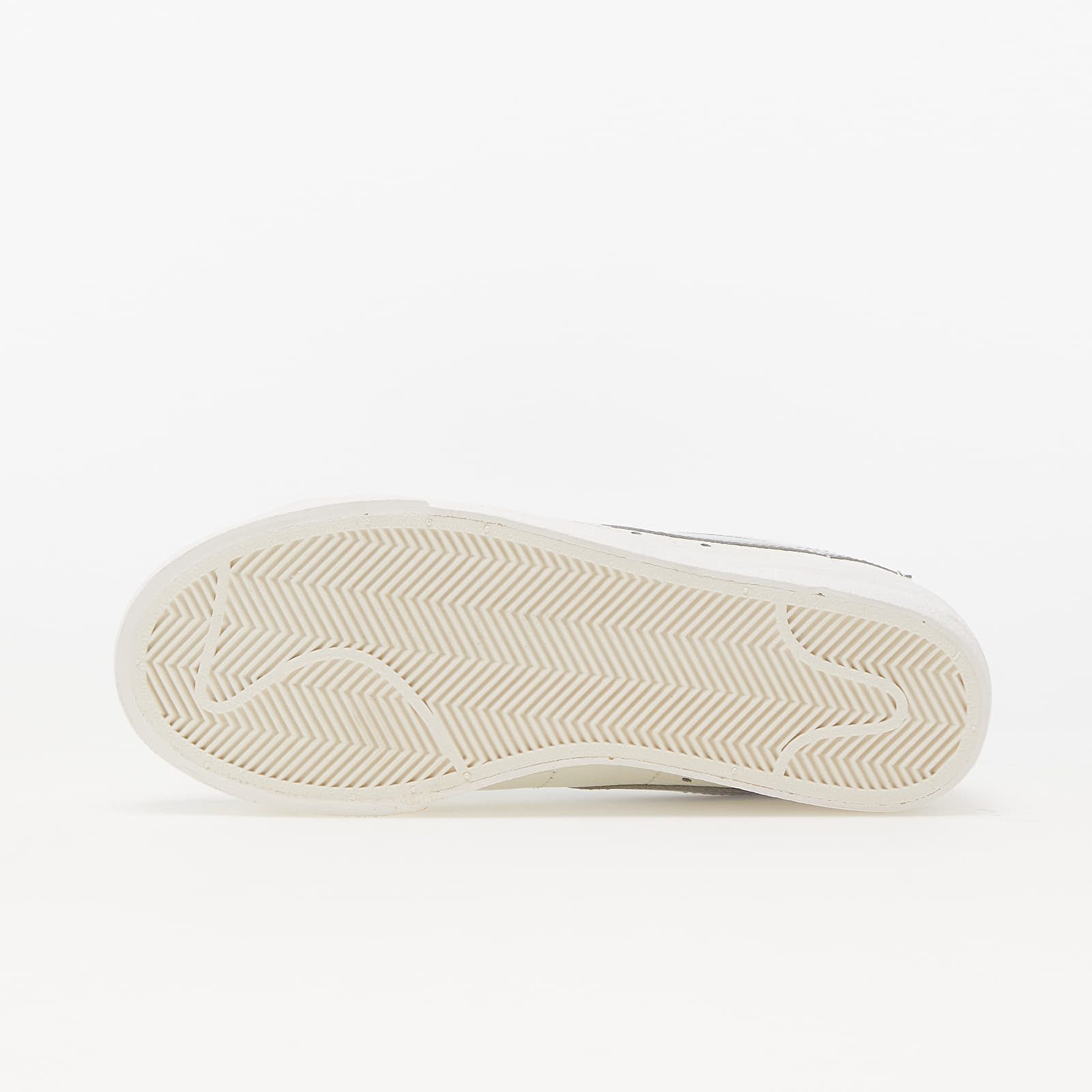 Női cipők Nike Wmns Blazer Low Platform Sail/ Metallic Silver