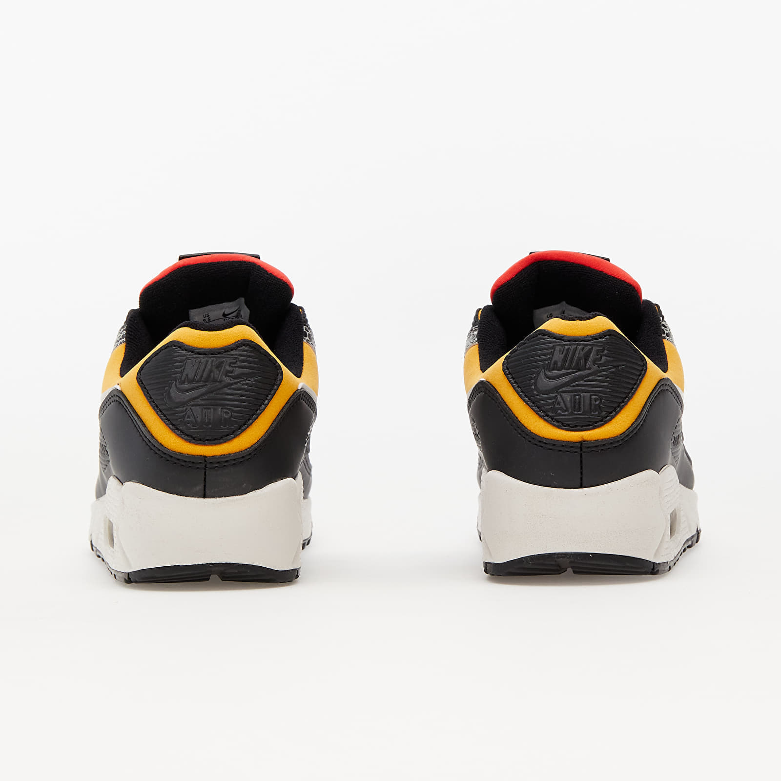 Sneakers und Schuhe für Frauen Nike W Air Max 90 SE Black/ Phantom-Chile Red-Pollen