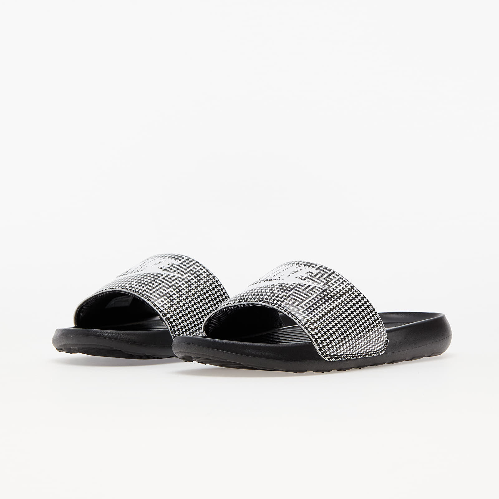Chaussures et baskets femme Nike Wmns Victori One Black/ White-Black