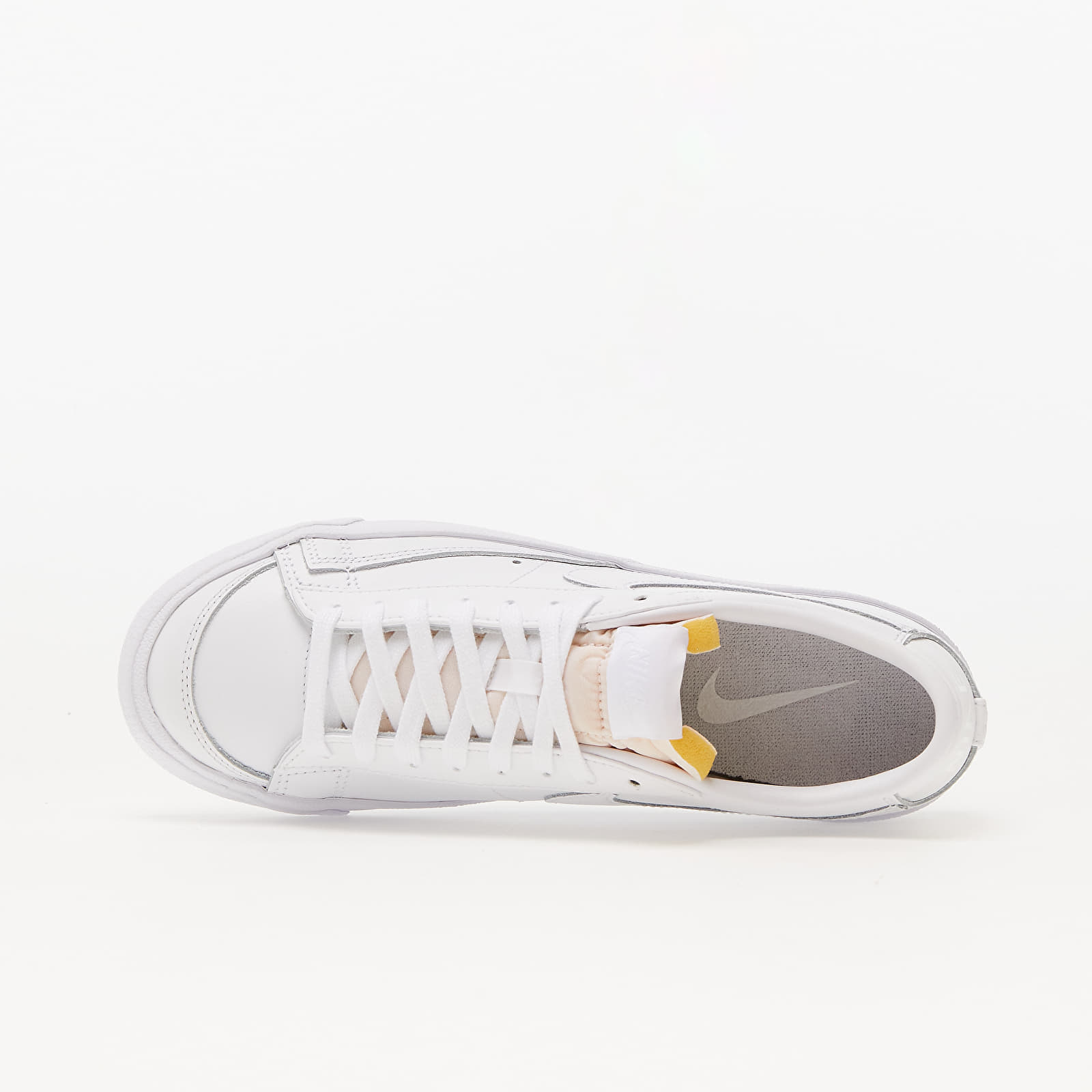 Жіноче взуття Nike W Blazer Low '77 White/ White-White-White