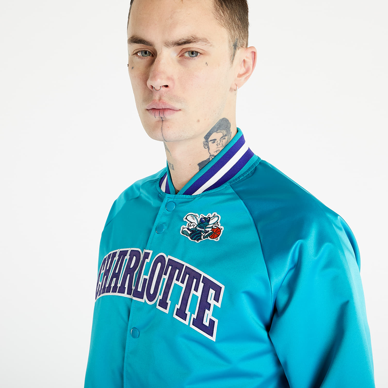 Jackets Mitchell Ness NBA Satin Lightweight Jacket Charlotte Hornets Turquoise Queens