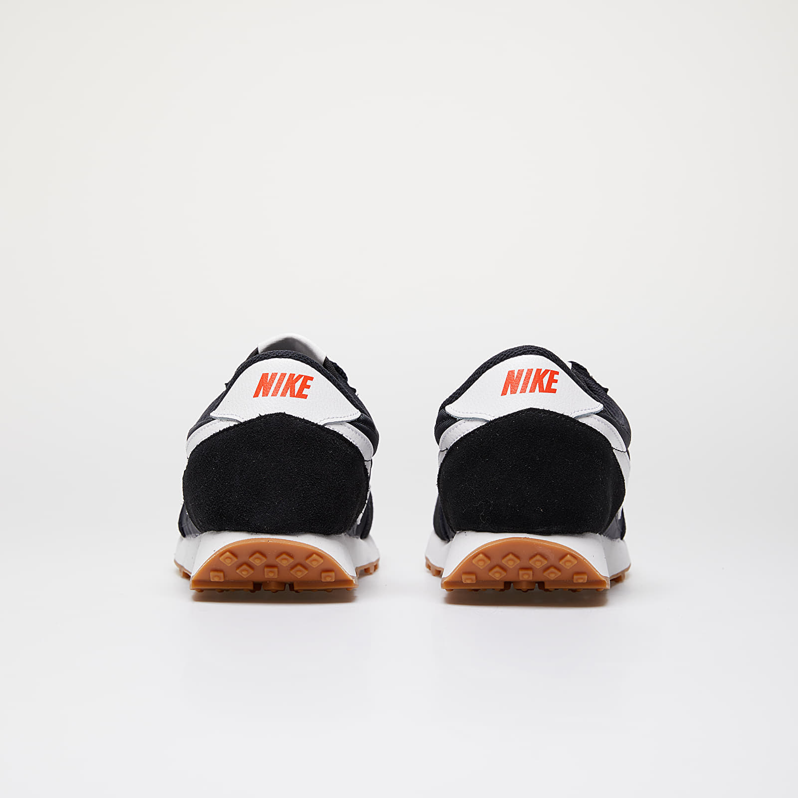 Zapatillas mujer Nike W Daybreak Black/ Summit White-Off Noir