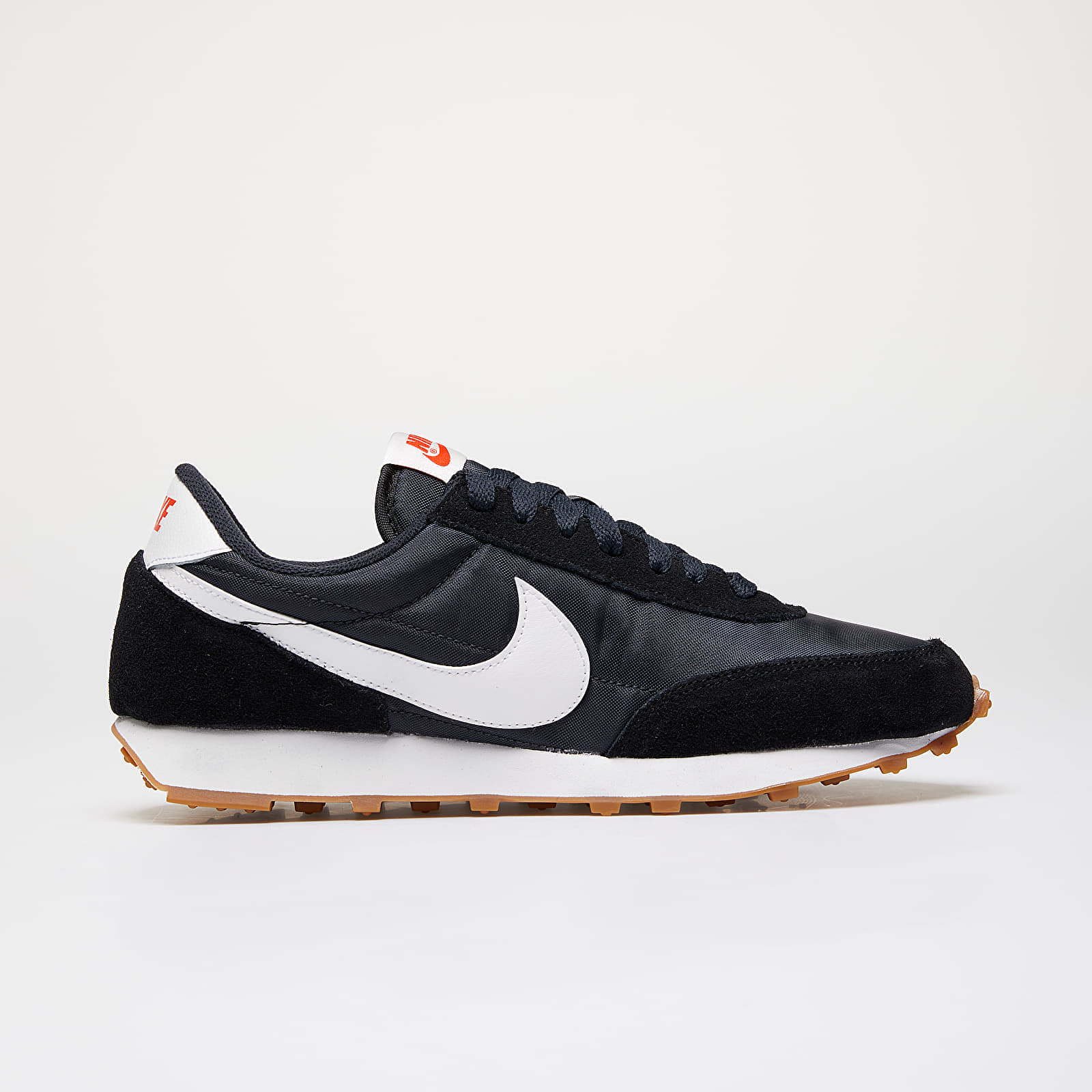 Zapatillas mujer Nike W Daybreak Black/ Summit White-Off Noir