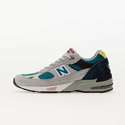 New Balance 991