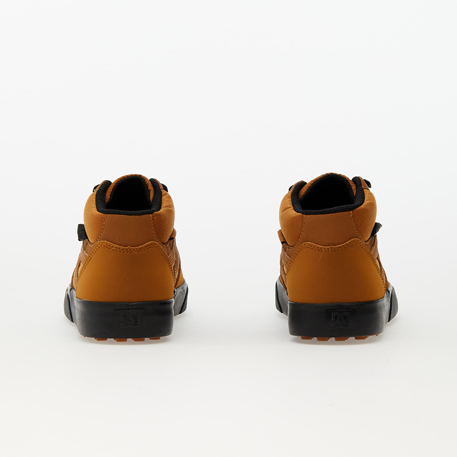Men s shoes DC Kalis Mid Wnt M Shoe Wea Wheat Black Queens