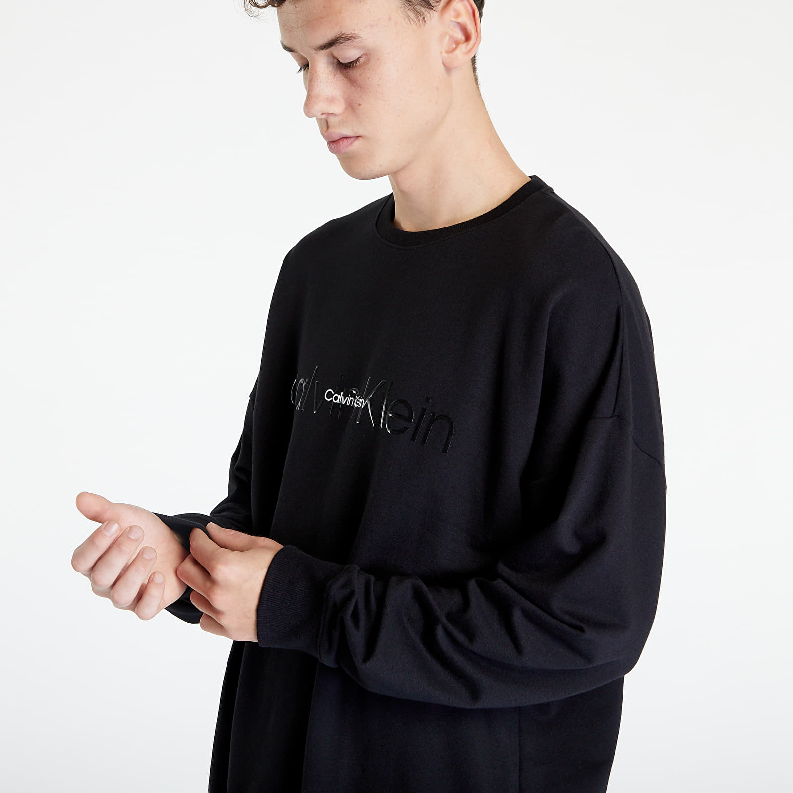 Calvin klein hotsell long sleeve sweatshirt