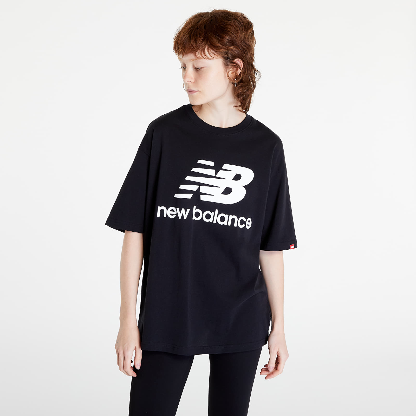 Balance Essentials Stacked Logo T-shirts New Černé | Queens Tee