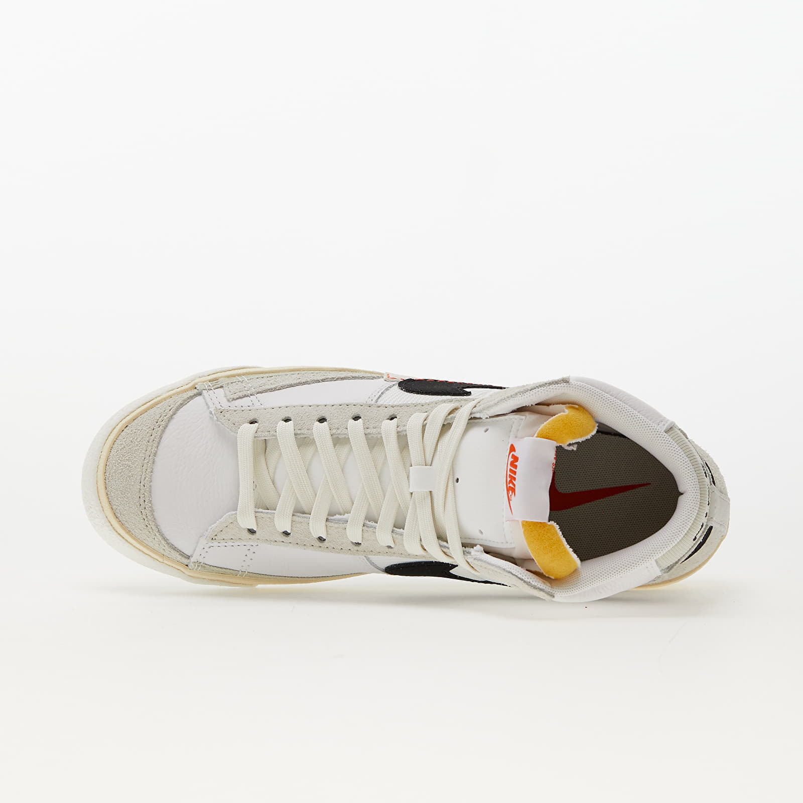 Turnschuhe und Schuhe für Männer Nike Blazer Mid ´77 Pro Club White/ Black- Light Bone