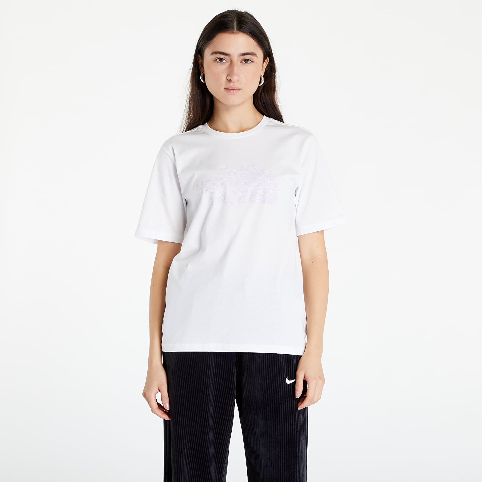 Tričká The North Face Relaxed Easy T-Shirt White
