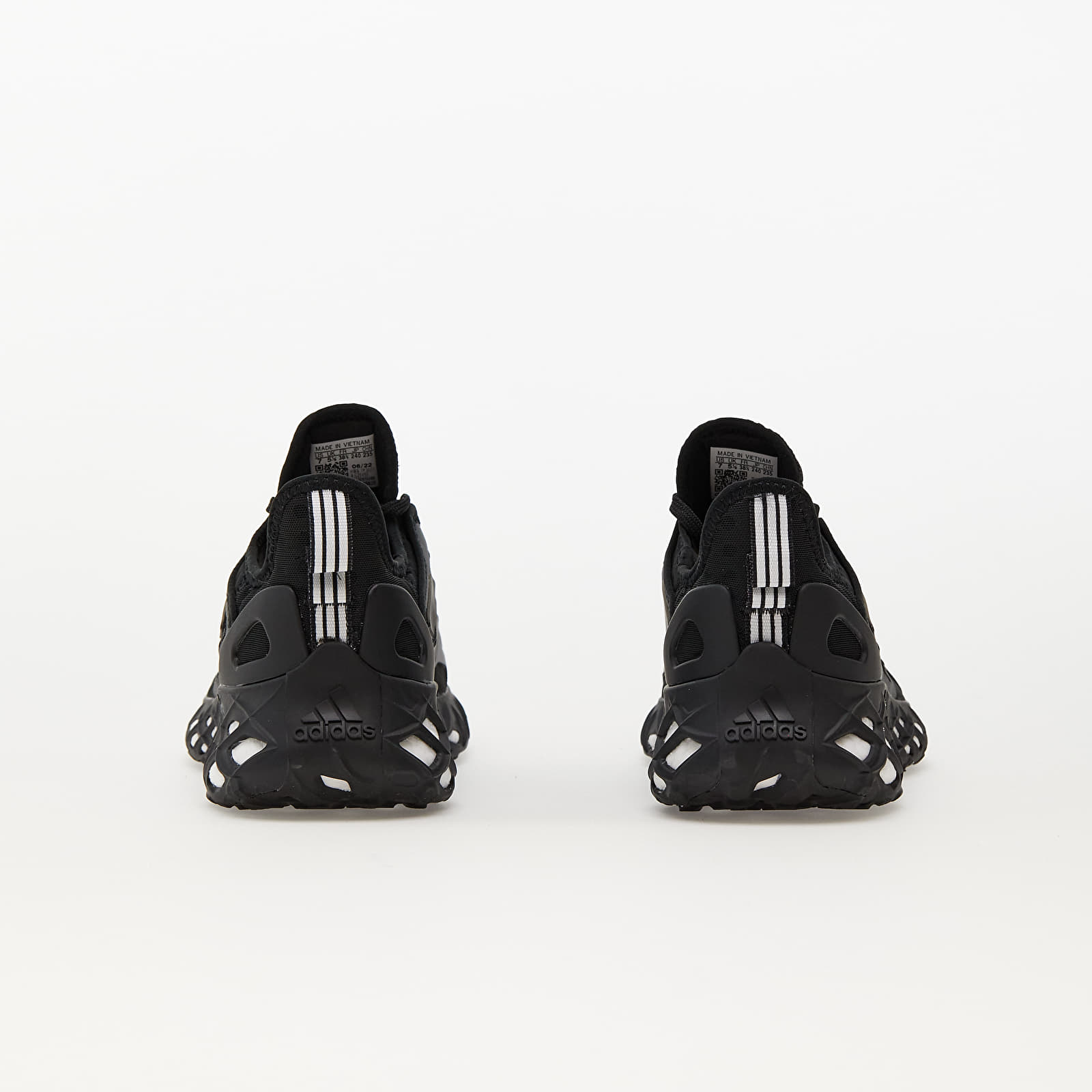 Sneakers och skor för kvinnor adidas Performance Web BOOST W Core Black/ Core Black/ Ftwr White
