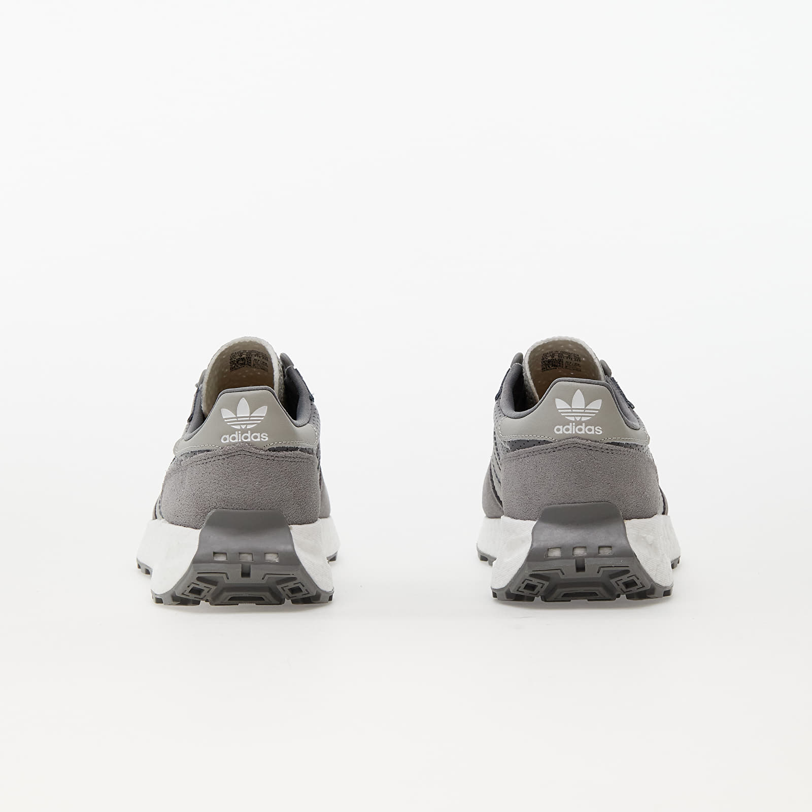 Men's sneakers and shoes adidas Originals Retropy E5 Grey Three/ Metalic Grey/ Ftwr White