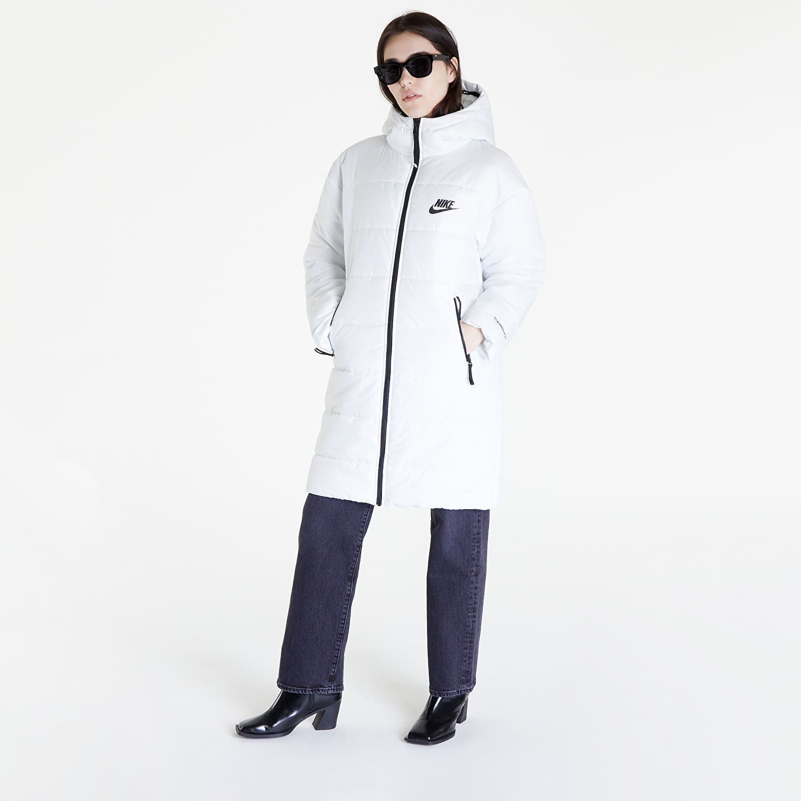 Jackets and Coats Therma-FIT Nike Queens Repel White | Jacket