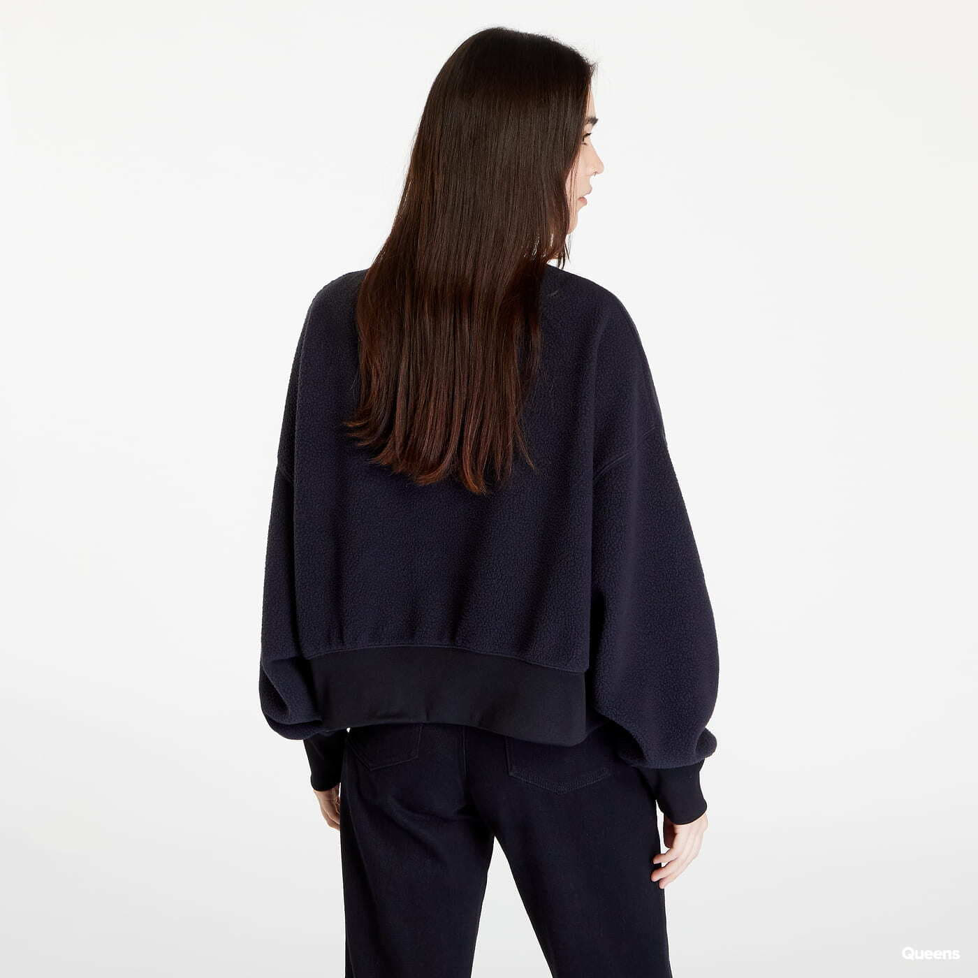 Hoodies and sweatshirts  Nike Sportswear Plush Mod Crop Crew-Neck Sweatshirt Black