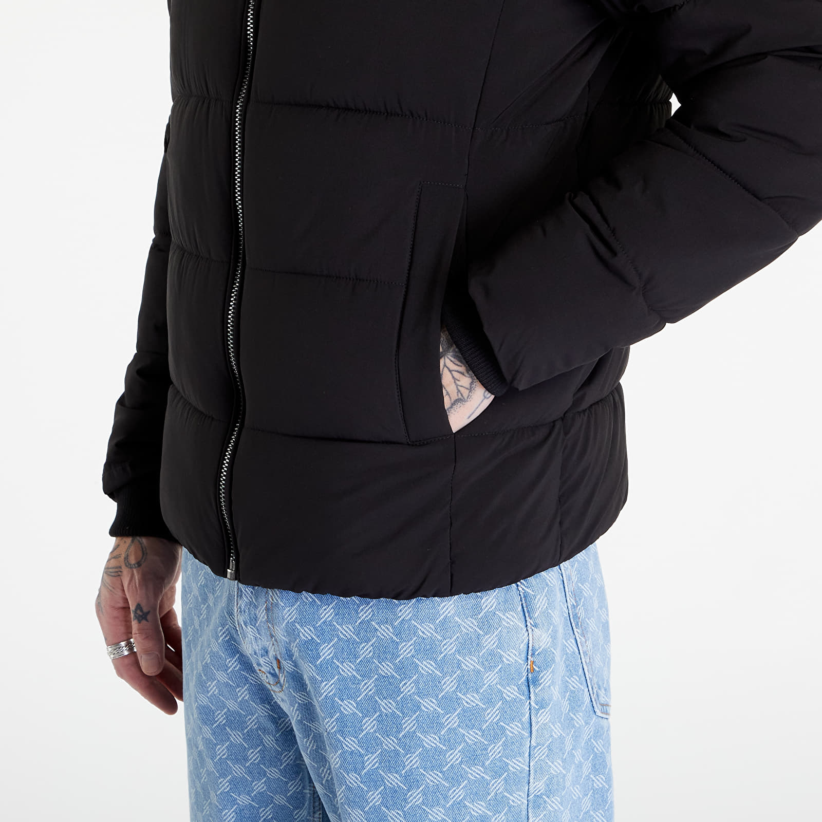 Kurtki GUESS Stretch Puffa Jacket Black