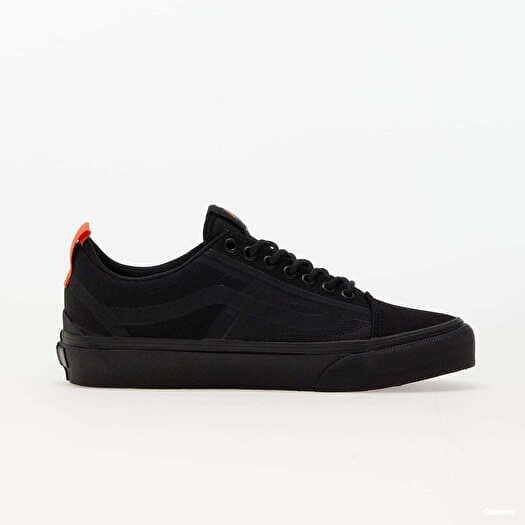 Women s sneakers and shoes Vans Old Skool GTX VR3 Raeburn Black Queens