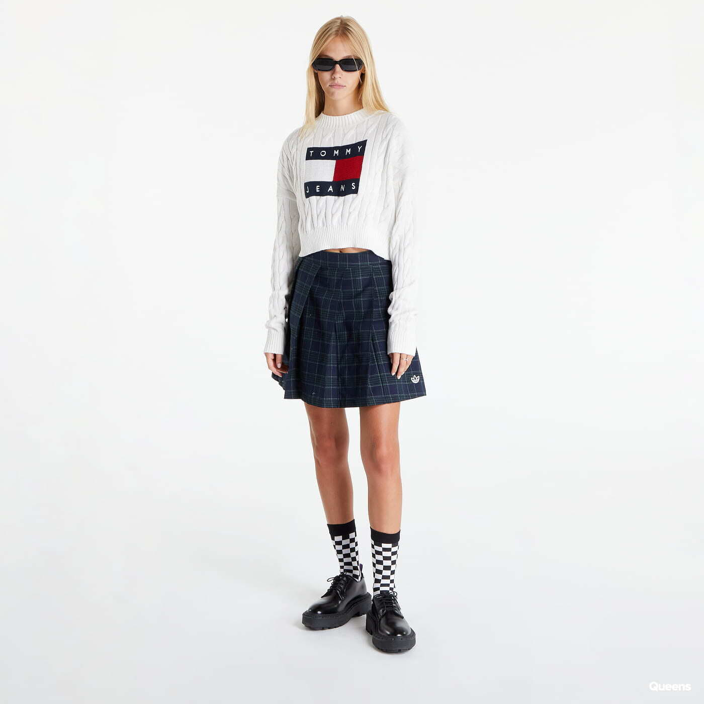 Pulovere TOMMY JEANS Boxy Center Flag Pullover White