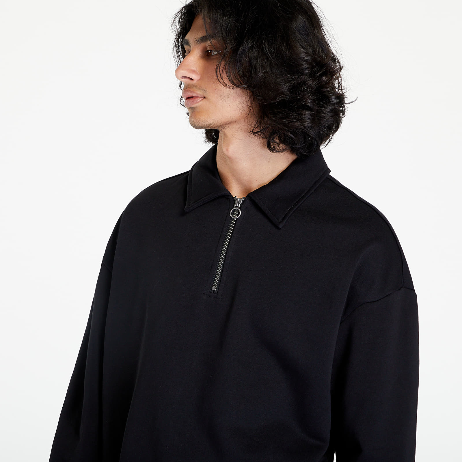 Hupparit ja collegepaidat Urban Classics Shirt Collar Crew Black
