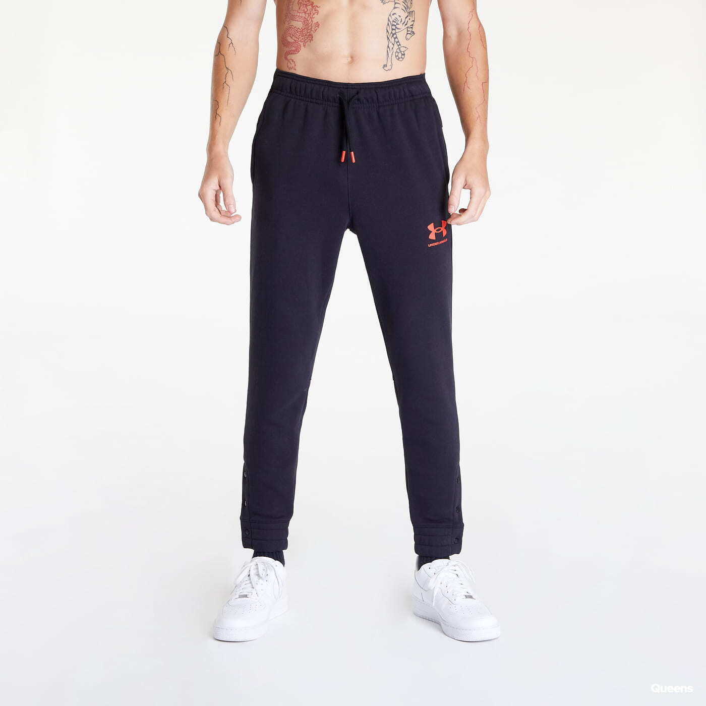 Hlače Under Armour Accelerate Jogger Black