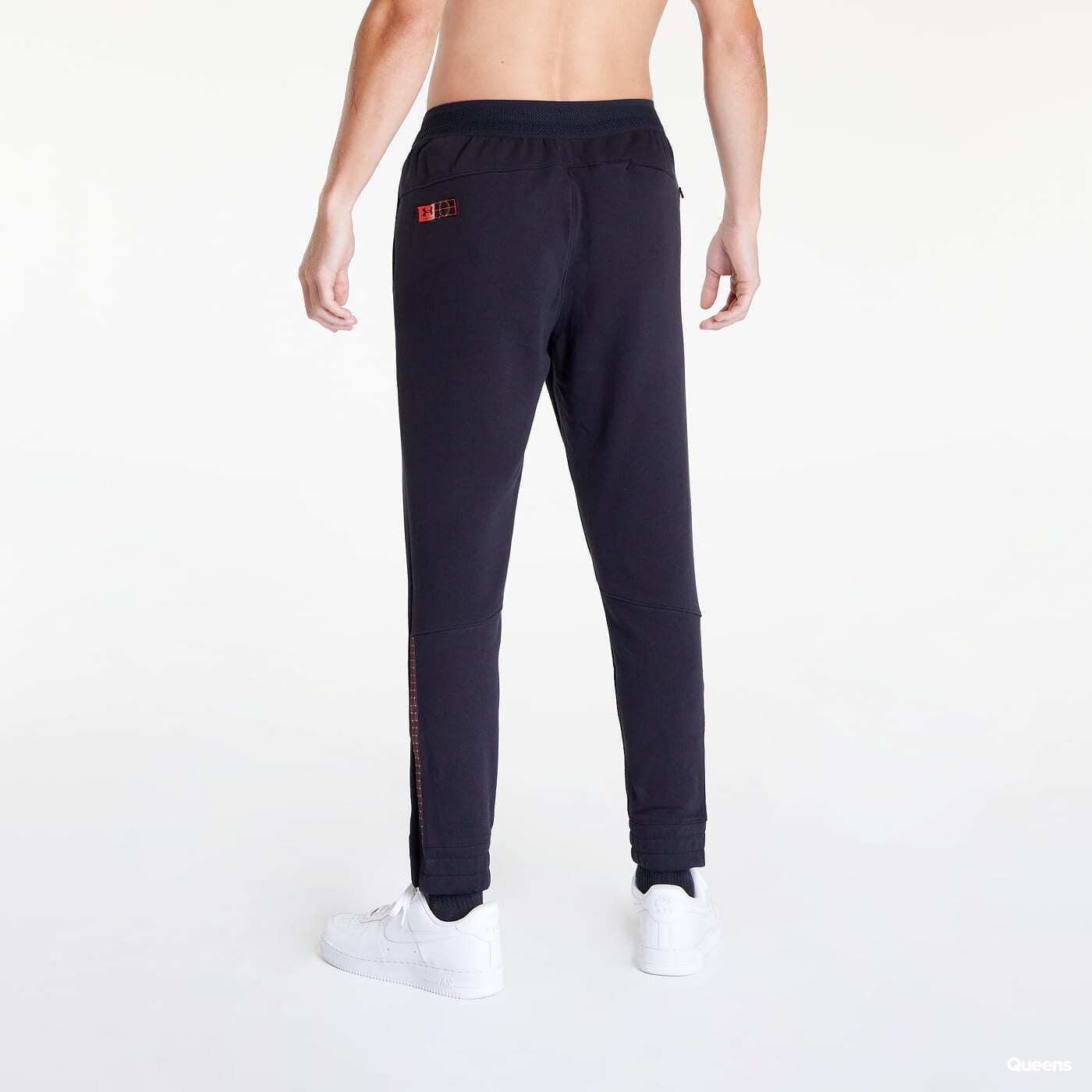 Ua accelerate sweatpants hot sale