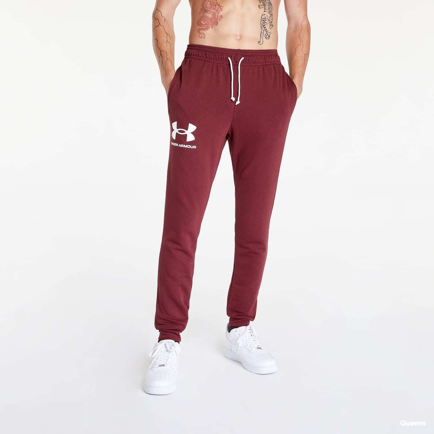 Панталони Under Armour Rival Terry Jogger Chestnut Red/ Onyx White S