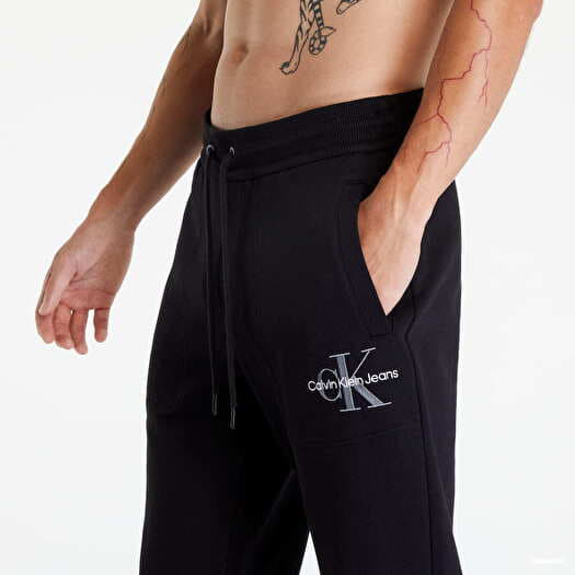 Calvin klein jeans joggers deals