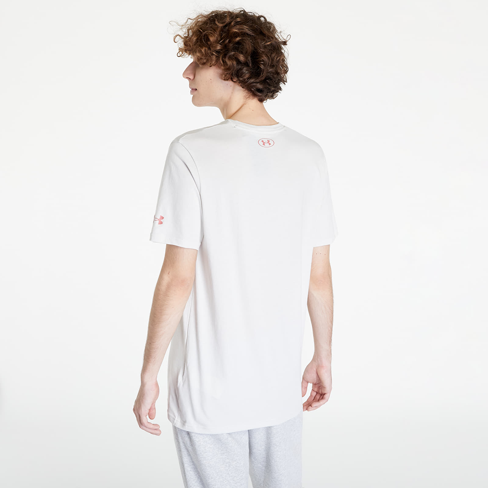 Tricouri Under Armour Project Rock Brahma Bull Ss Summit White/ Deco Rose