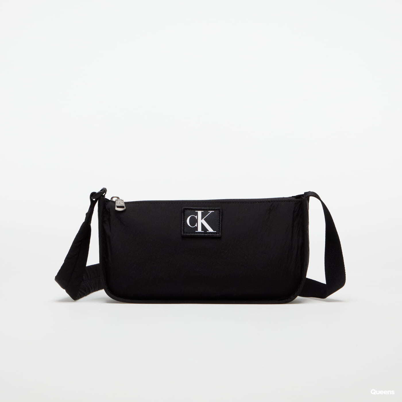 Calvin klein city box bag deals