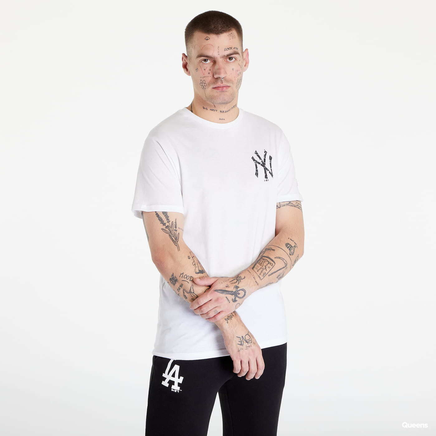 New era MLB New York Yankees Infill Logo Short Sleeve T-Shirt White