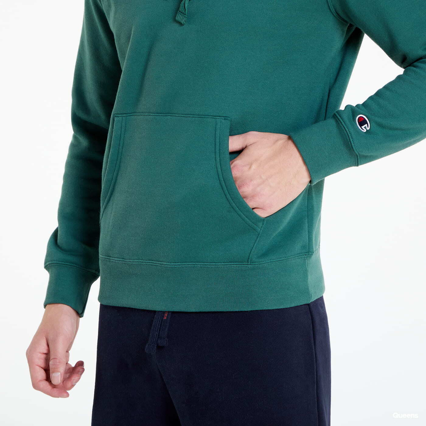 Hoodies and sweatshirts Champion Hooded Sweatshirt Green Queens